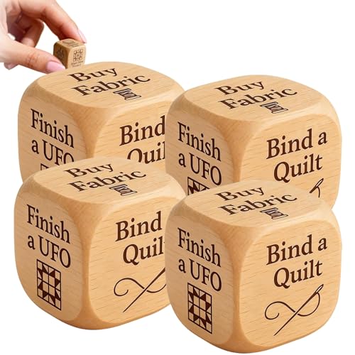 Quilter’s Dice, Quilter Würfel 6-seitiger Handgefertigter Quilt-Entscheidungswürfel Holz mit Eingravierten Quilt-Aufgaben, Lustiges Nähfestival Geschenk für DIY-Nähbegeisterte Bastelliebhaber(4pcs) von Qixfyze