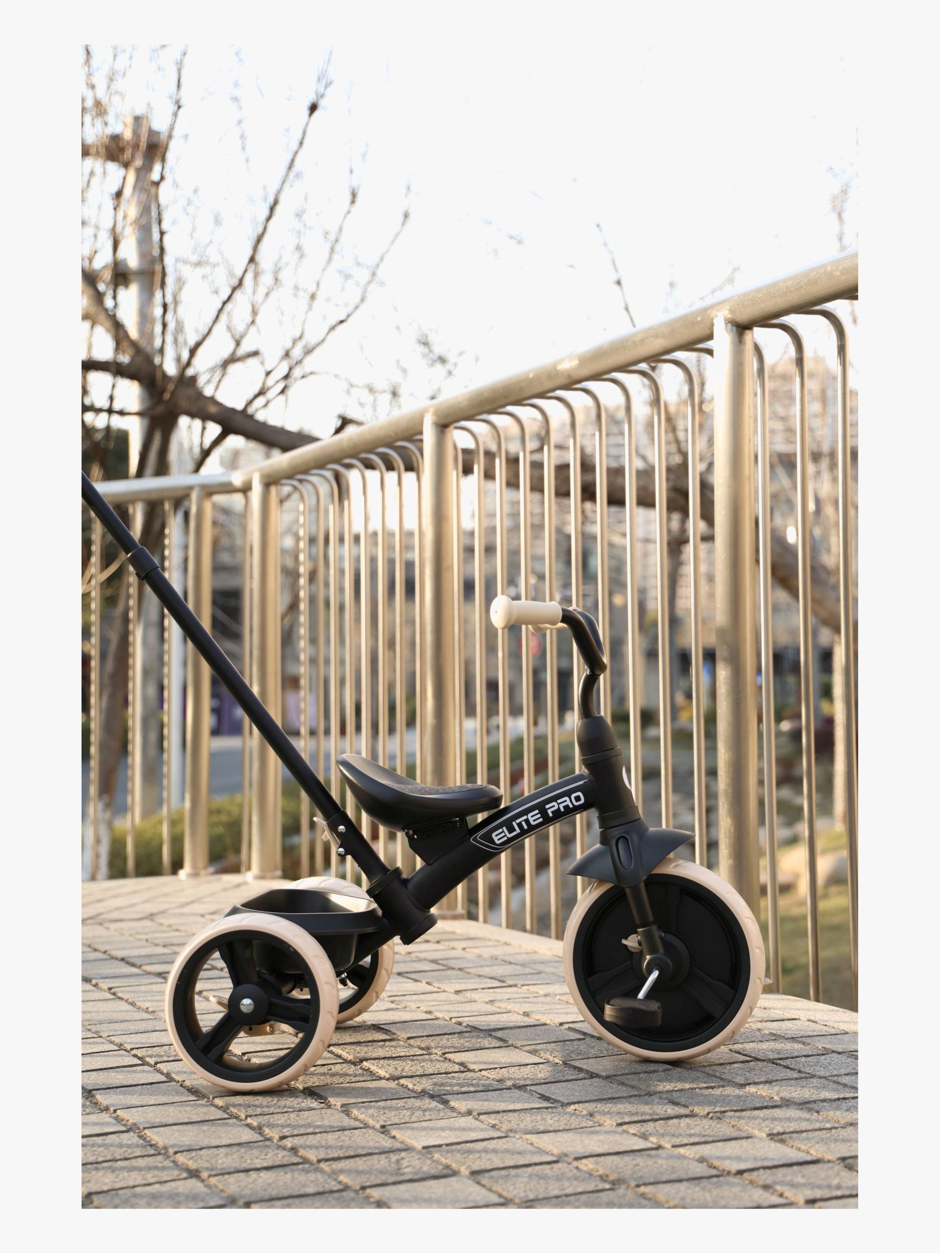QPlay Elite Pro Dreirad, Schwarz QPlay Elite Pro Dreirad, Schwarz von Qplay