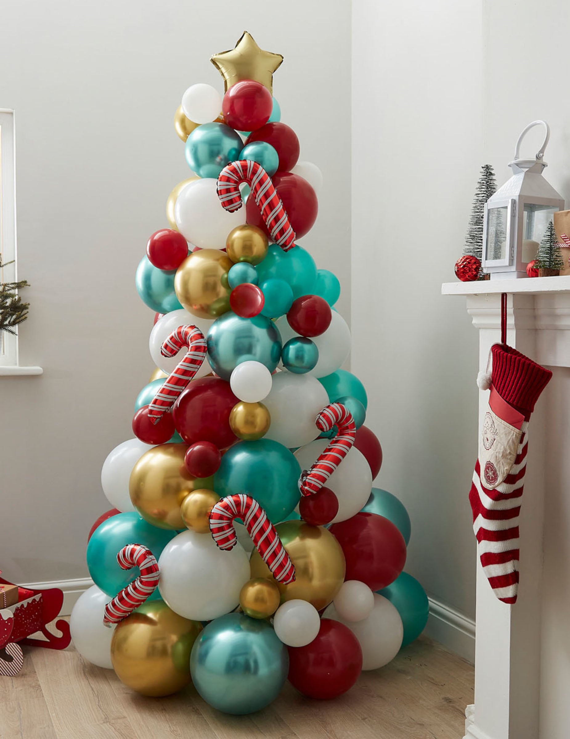 Ballon-Tannenbaum Set in Rot, Grün und Gold mit Zuckerstangen 180 cm Ballon-Tannenbaum Set in Rot, Grün und Gold mit Zuckerstangen 180 cm von RIETHMULLER