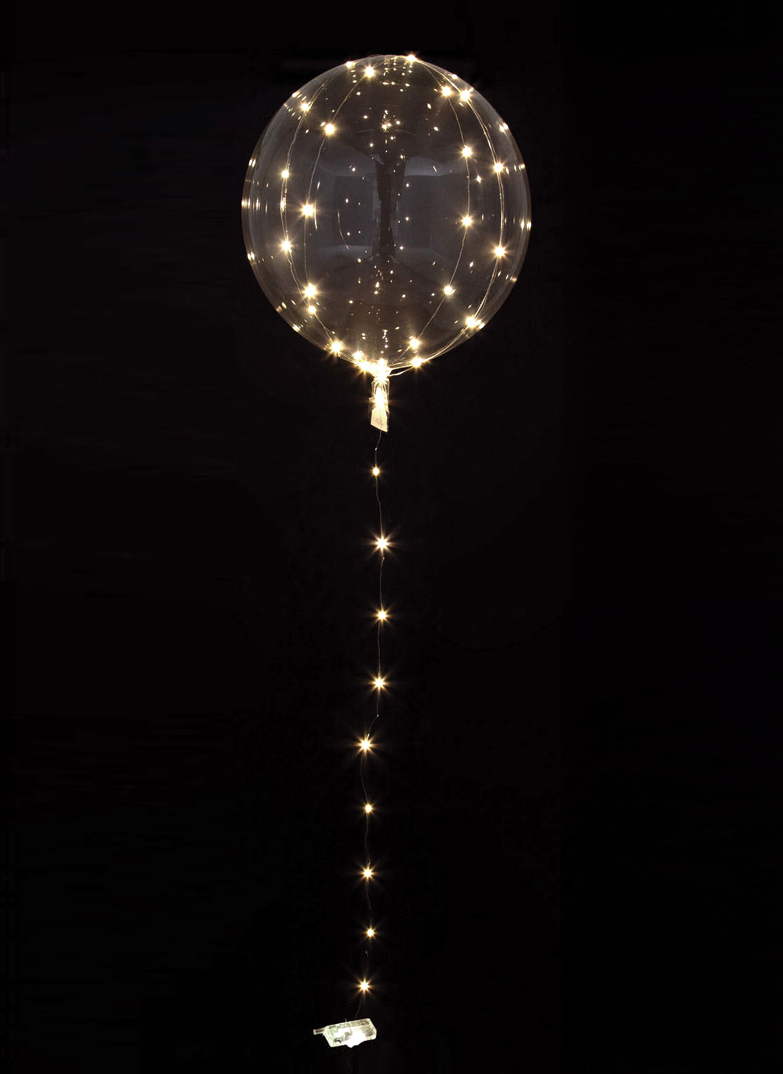 Leuchtender LED-Luftballon weiß-transparent 25-30 cm Leuchtender LED-Luftballon weiß-transparent 25-30 cm von RIETHMULLER