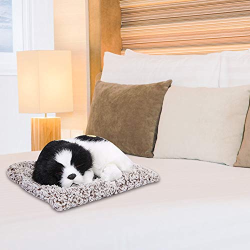 RIZGHWOY Simulation Sleeping Dog Ornament Spielzeug in Plüsch mit Einer Sprachfunktion für und Innenausstattung (Schwarz -Weiß -Bambuskohlehund) von RIZGHWOY
