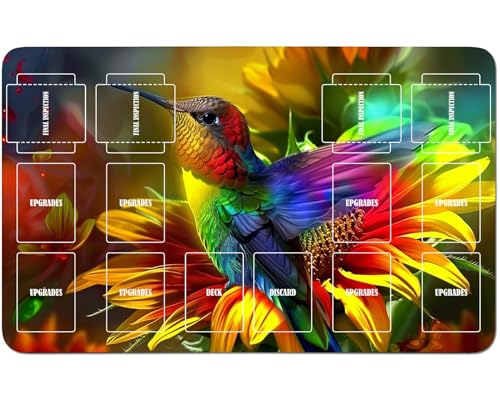 RWUTYTIUL Playmat für Magic The Gathering Zubehör, 61 x 35 cm, genähte Spielmatte für Commander-Board, MTG, RPG, CCG, TCG, Kartenspiel, Schreibtischunterlagen, Kolibri-Blume RWUTYTIUL Playmat für Magic The Gathering Zubehör, 61 x 35 cm, genähte Spielmatte für Commander-Board, MTG, RPG, CCG, TCG, Kartenspiel, Schreibtischunterlagen, Kolibri-Blume von RWUTYTIUL