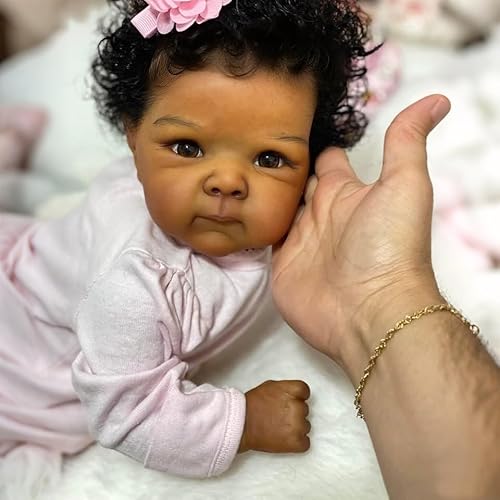 RXDOLL 45,7 cm realistische Reborn Babypuppen Black Girl African American Real Life Baby Dolls That Look Real Newborn Poseable Doll Soft Body with Rooted Curly Hair von RXDOLL