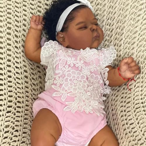 RXDOLL 50,8 cm afrikanische Reborn Babypuppen Silikon Ganzkörper schlafendes Mädchen Realistische Biracial Reborn Puppen mit lockigem Haar Handgemachtes Geschenk für Kinder ab 3 Jahren von RXDOLL