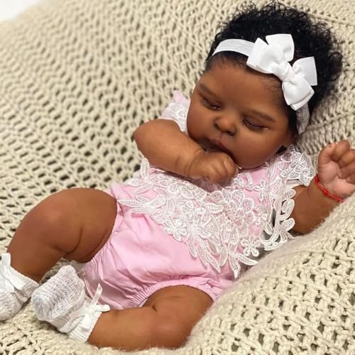 RXDOLL Afrikanische schwarze Reborn-Babypuppen, weiches Tuch, schlafendes Mädchen, 50,8 cm, realistische Biracial Reborn-Puppen mit lockigem Haar, handgefertigtes Geschenk für Kinder ab 3 Jahren von RXDOLL