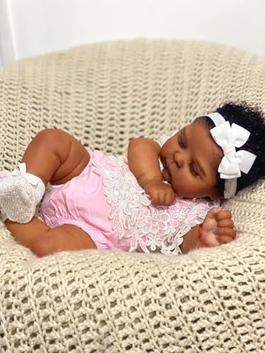 RXDOLL Realistische Reborn Babypuppen Schwarzes Mädchen 20 Zoll Schlafende Neugeborene Puppe Afroamerikanische Babypuppen, die echt aussehen Silikon Babys Schwarze Puppe mit weichem Stoffkörper RXDOLL Realistische Reborn Babypuppen Schwarzes Mädchen 20 Zoll Schlafende Neugeborene Puppe Afroamerikanische Babypuppen, die echt aussehen Silikon Babys Schwarze Puppe mit weichem Stoffkörper von RXDOLL
