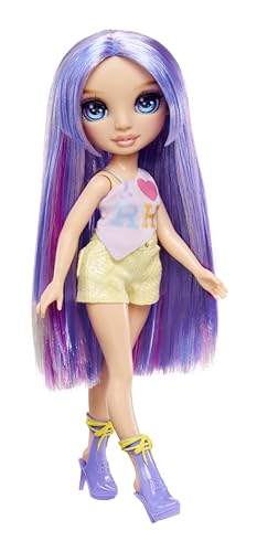 Rainbow High My Fashion Style Doll - Violet - 28 cm Lila Modepuppe mit Aufsehenerregendem Outfit und Schicker Handtasche, zum Spielen, Bewegen, Sammeln, Für Kinder von 4 bis 12 Jahren Rainbow High My Fashion Style Doll - Violet - 28 cm Lila Modepuppe mit Aufsehenerregendem Outfit und Schicker Handtasche, zum Spielen, Bewegen, Sammeln, Für Kinder von 4 bis 12 Jahren von Rainbow High