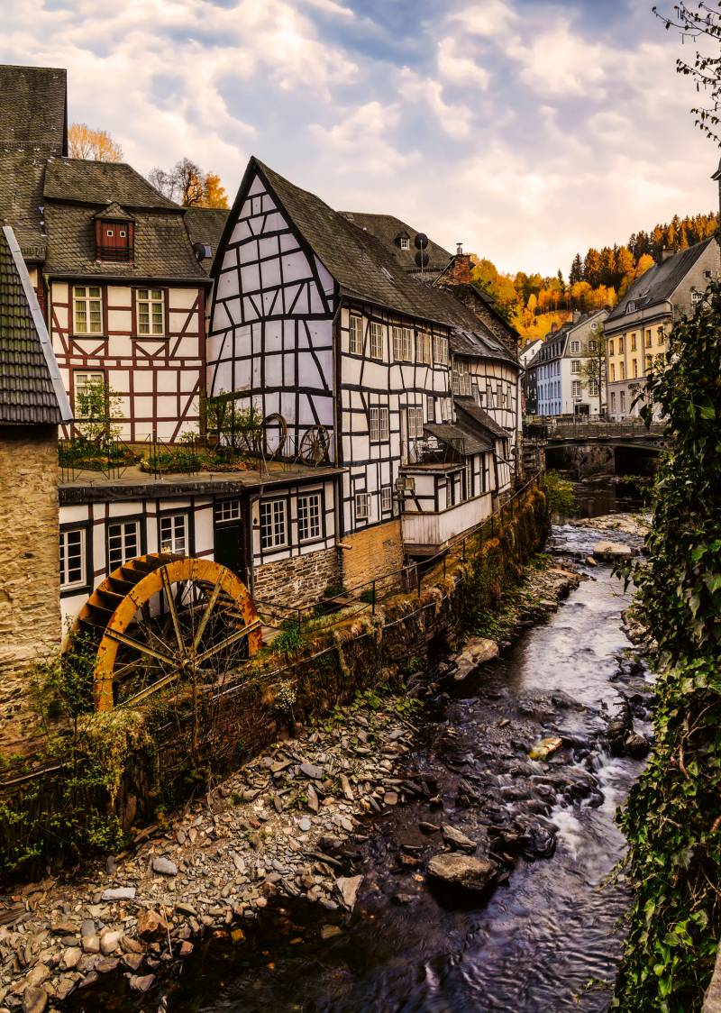 Ravensburger Monschau in der Eifel 1000 Teile Puzzle Ravensburger-00792 Ravensburger Monschau in der Eifel 1000 Teile Puzzle Ravensburger-00792 von Ravensburger