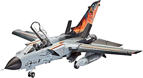 Revell Modellbausatz Flugzeug 1:48 - Panavia Tornado IDS im Maßstab 1:48, Level 5, originalgetreue Nachbildung mit vielen Details, 03987 von Revell Modellbau
