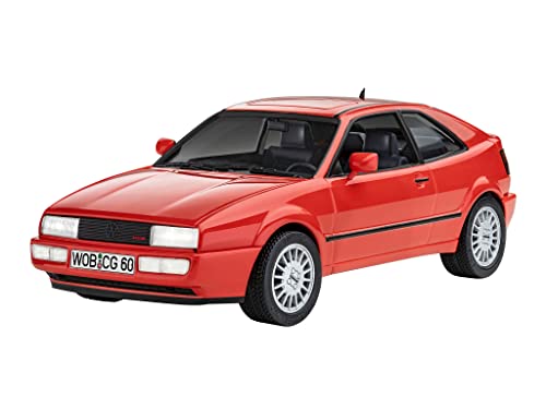 Revell Modellbausatz I Geschenkset VW Corrado I Maßstab 1:24 I Level 4 Bausatz I Teileanzahl 77 I ab 12+ Jahren I für Kinder und Erwachsene I Kleber Farben und Pinsel enthalten I detailreicher Motor von Revell