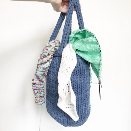 Fill-me-up-bag von Rito Krea - Taschenstrickmuster 30x28 cm Fill-me-up-bag von Rito Krea - Taschenstrickmuster 30x28 cm von Rito Krea