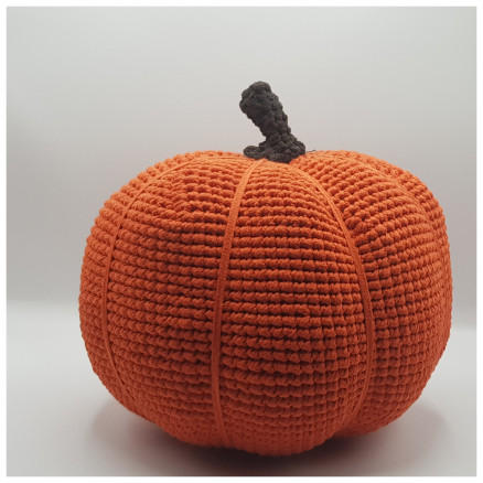 Halloween Pumpkin by Rito Krea - Häkelmuster mit Kit Halloween Kürbis von Rito Krea