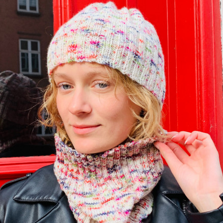 Sky Set by Rito Krea - Strickmuster mit Kit Mütze und Schlauchschal Einheitsgröße von Rito Krea