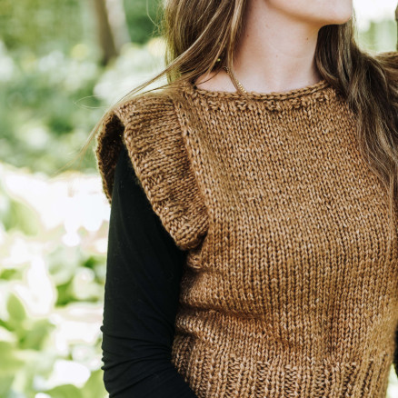 Snowdrop Woll-Weste von Rito Krea - Weste Strickmuster mit Kit Größe S-XL von Rito Krea
