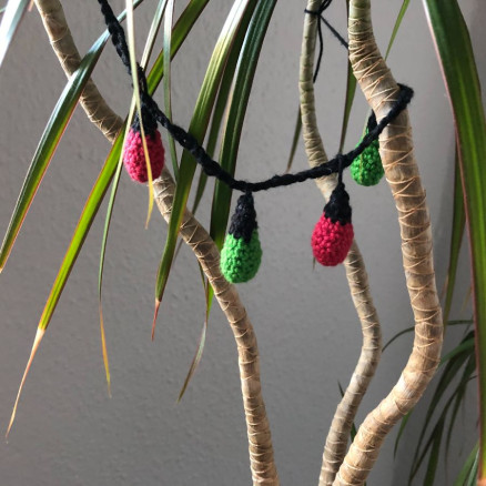 Weihnachts-Lichterkette by Rito Krea - Häkelmuster mit Kit Weihnachtslichterkette Weihnachts-Lichterkette by Rito Krea - Häkelmuster mit Kit Weihnachtslichterkette von Rito Krea