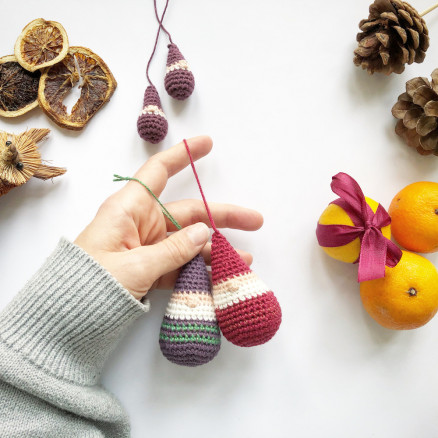 Weihnachtswichtel by Rito Krea - Häkelmuster mit Kit 8cm von Rito Krea