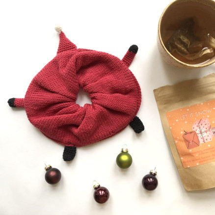 gedrehte Weihnachts-Scrunchie von Rito Krea - Scrunchie Strickanleitung gedrehte Weihnachts-Scrunchie von Rito Krea - Scrunchie Strickanleitung von Rito Krea