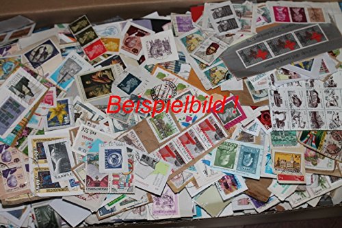 Robbert´s Briefmarken Kiloware, aus Verschiedene Ländern, 100g Missionsware, wie gespendet auf Papier, gestempelt von Robbert
