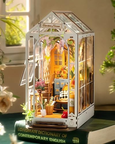 Rolife Book Nook Kit für Erwachsene DIY Miniature House mit Licht für Buchstütze Bibliothek Bücherregal Dekoration 3D Puzzle Buchstützen aus Holz Erwachsene Booknook Geschenken für Frauen Rolife Book Nook Kit für Erwachsene DIY Miniature House mit Licht für Buchstütze Bibliothek Bücherregal Dekoration 3D Puzzle Buchstützen aus Holz Erwachsene Booknook Geschenken für Frauen von Rolife