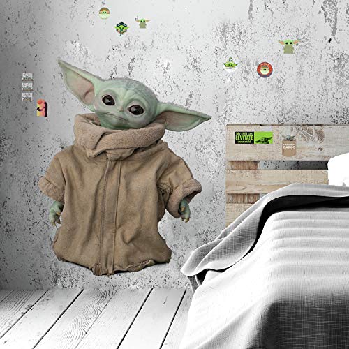 RoomMates RMK4456GM The Mandalorian: Baby Yoda Grogu | The Child Giant Wandaufkleber zum Abziehen und Aufkleben, Grün, Hellbraun, riesiger Wandaufkleber, 60,2 cm, 77,2 cm von RoomMates