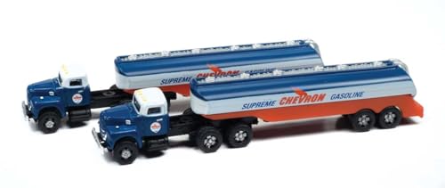Round 2-1954 IH R-190 Traktor mit Tankwagen, 2er-Pack (Chevron) (51206) von Round 2