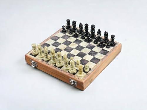 Einzigartige handgefertigte Verarbeitungsstücke und Marmor-Design Schachset ~ Klassische Kollektion, zusammenklappbares handgefertigtes Schachspielbrett mit Schachfiguren, Schachmünzen, Bauern, Einzigartige handgefertigte Verarbeitungsstücke und Marmor-Design Schachset ~ Klassische Kollektion, zusammenklappbares handgefertigtes Schachspielbrett mit Schachfiguren, Schachmünzen, Bauern, von Royal Kurta