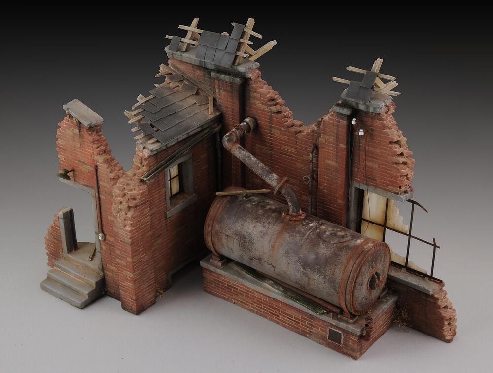 Factory ruin with steam boiler Factory ruin with steam boiler von Royal Model