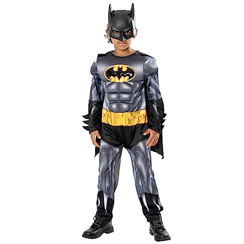 Rubie's Batman Metallic Core Deluxe Kostüm für Kinder, Jumpsuit mit muskulärer Brust, Umhang und Maske, offizielles DC Comics für Karneval, Halloween, Weihnachten und Geburtstag von Rubie's