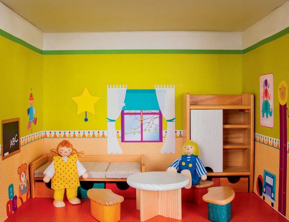 Puppenhaus im Regal, Kinderzimmer von Rülke Holzspielzeug