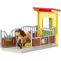 SCHLEICH 42609 FARM WORLD® Ponybox mit Islandpferd Hengst von SCHLEICH® FARM WORLD
