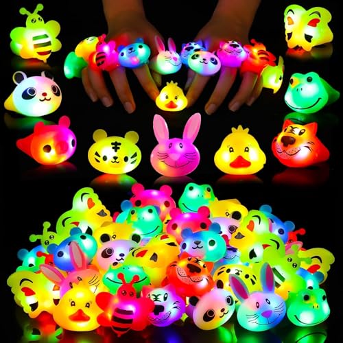 SCIONE 40 Stück LED Leuchtringe Blinkende Ringe Fingerspielzeug Party Bag Fillers für Kinder Niedliche Tier Licht Up Spielzeug für Jungen Mädchen Klassenzimmer-Preise Partygeschenke SCIONE 40 Stück LED Leuchtringe Blinkende Ringe Fingerspielzeug Party Bag Fillers für Kinder Niedliche Tier Licht Up Spielzeug für Jungen Mädchen Klassenzimmer-Preise Partygeschenke von SCIONE