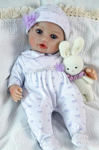 SCOM Babypuppen, 16 Zoll Realistische Babypuppen Niedliche Weiche Körper Babypuppe Real Life Babypuppe Silikon Lebensechte Baby mit Zubehör für 3+ Jahre alte Mädchen Geschenke SCOM Babypuppen, 16 Zoll Realistische Babypuppen Niedliche Weiche Körper Babypuppe Real Life Babypuppe Silikon Lebensechte Baby mit Zubehör für 3+ Jahre alte Mädchen Geschenke von SCOM