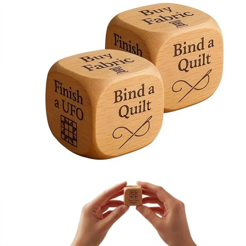 Quilter's Decision Dice, handgefertigte 6-seitige Würfel aus Holz mit 6 gravierten Quiltaufgaben, lustiges 6-seitiges Quilter-Würfel, Werkzeug für Quilter, Nähliebhaber und Bastel-Enthusiasten Quilter's Decision Dice, handgefertigte 6-seitige Würfel aus Holz mit 6 gravierten Quiltaufgaben, lustiges 6-seitiges Quilter-Würfel, Werkzeug für Quilter, Nähliebhaber und Bastel-Enthusiasten von SHUZHENG