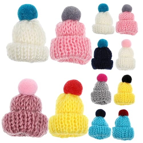 SKISUNO 12 Stück Teiliges Miniatur Strickmützen Farben Zufall Widerstandsfähige Bastelhüte Austauschbare Puppenhüte Niedliche DIY Accessoires für Dekoration Foto Zufällige Farbe SKISUNO 12 Stück Teiliges Miniatur Strickmützen Farben Zufall Widerstandsfähige Bastelhüte Austauschbare Puppenhüte Niedliche DIY Accessoires für Dekoration Foto Zufällige Farbe von SKISUNO