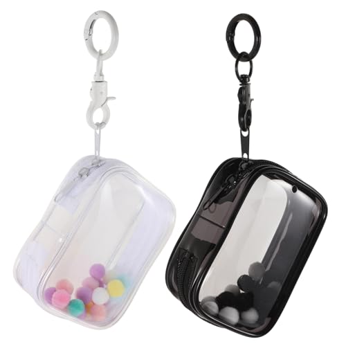 SKISUNO 2 Stück Transparente Puppentasche Mit Schlüsselanhänger Für Minifiguren Tragbare Aufbewahrungstasche Anhänger Mit Bommelball SKISUNO 2 Stück Transparente Puppentasche Mit Schlüsselanhänger Für Minifiguren Tragbare Aufbewahrungstasche Anhänger Mit Bommelball von SKISUNO