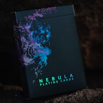 SOLOMAGIA Holographic Foiled Nebula Playing Cards von SOLOMAGIA
