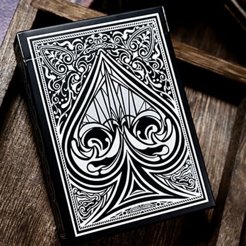 SOLOMAGIA Sanctuary (Black) Playing Cards von SOLOMAGIA