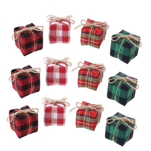 SOPOTUTU 12 Stück Teiliges Mini Geschenkbox Weihnachtsdekoration Puppenhaus Miniaturanhänger Kariertes Baumwoll Leinen Stoffdesign für DIY Weihnachtsbaum Party und Geschenkverpackung SOPOTUTU 12 Stück Teiliges Mini Geschenkbox Weihnachtsdekoration Puppenhaus Miniaturanhänger Kariertes Baumwoll Leinen Stoffdesign für DIY Weihnachtsbaum Party und Geschenkverpackung von SOPOTUTU