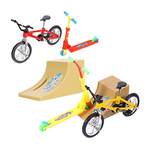 SOPOTUTU 2 Sätze Finger Scooter und Finger Bike Spielset für Realistisches Robustes und Material Fördert Kreativität und Orientierung Geeignet für Schule Party und Zuhause SOPOTUTU 2 Sätze Finger Scooter und Finger Bike Spielset für Realistisches Robustes und Material Fördert Kreativität und Orientierung Geeignet für Schule Party und Zuhause von SOPOTUTU