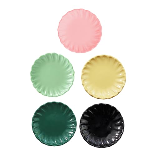 SOPOTUTU 5 Stück Teiliges Mini Geschirrset Puppenhaus Küchenzubehör Realistische Mini Teller in Schwarz Dunkelgrün Hellgrün Creme und Rosa für Puppenhaus Dekoration und Spielküche von SOPOTUTU
