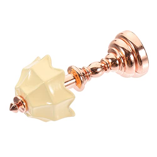 SOPOTUTU Maßstab Goldene Säule mit Cremefarbenem Lampenschirm Zubehör für DIY Dekoration und Kreative Szenen SOPOTUTU Maßstab Goldene Säule mit Cremefarbenem Lampenschirm Zubehör für DIY Dekoration und Kreative Szenen von SOPOTUTU