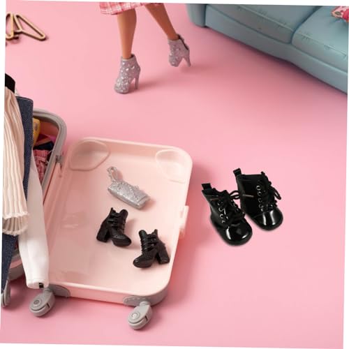 SOPOTUTU Puppenstiefel PU Material Miniatur Schuhe Puppenzubehör für Mädchenpuppen Langlebig Dekorativ Niedlich SOPOTUTU Puppenstiefel PU Material Miniatur Schuhe Puppenzubehör für Mädchenpuppen Langlebig Dekorativ Niedlich von SOPOTUTU