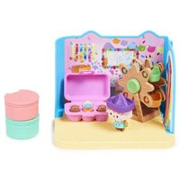 SPINMASTER 6064151 Gabby s Dollhouse GDH Deluxe Room Baby Box Bastelzimmer von SPIN MASTER™