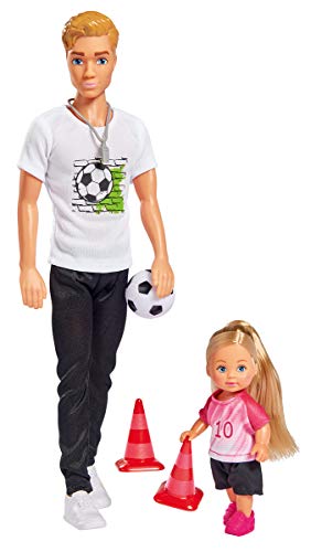 Simba Love Soccer Training / Kevin als Fußballtrainer mit Pfeife und Evi als Fußballerin mit Ball und Pylonen / 30cm / 12cm / Für Kinder ab 3 Jahren Simba Love Soccer Training / Kevin als Fußballtrainer mit Pfeife und Evi als Fußballerin mit Ball und Pylonen / 30cm / 12cm / Für Kinder ab 3 Jahren von STEFFI LOVE