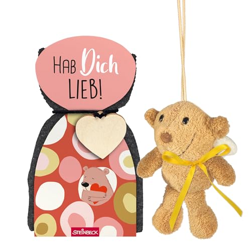STEINBECK Geschenkset - Hab Dich lieb! - Pitzelpatz Plüsch Schutzengel Socken mit Herz aus Holz Plüschtier Bär Geschenk Kuscheltier Auto Anhänger von STEINBECK