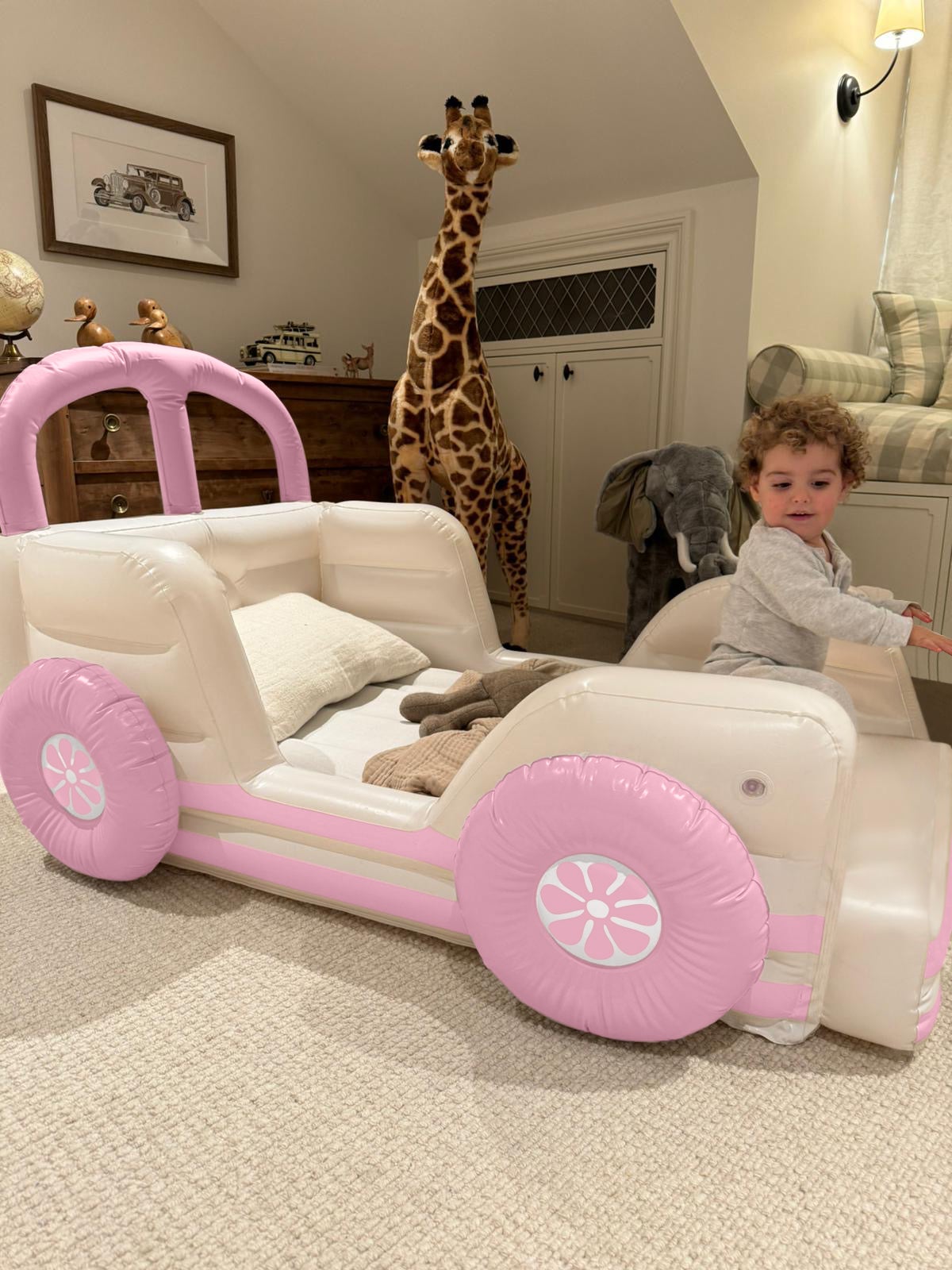 SUNNYLiFE Aufblasbares Kinderbett, Summer Van Candy von SUNNYLiFE