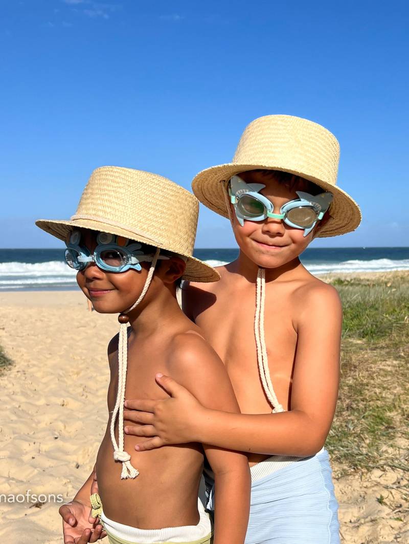 SUNNYLiFE Schwimmbrille, Salty the Shark Aqua von SUNNYLiFE