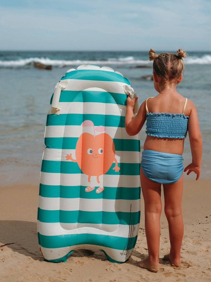 SUNNYLiFE Schwimmendes Spielzeug, Poppy the Peach von SUNNYLiFE