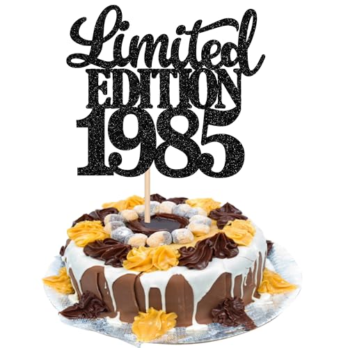 1 Stück Limited Edition 1985 Cake Topper Glitzer 40th Geburtstag Tortendeko Prost auf 40 Jahre 40 & Fabelhaft Kuchen Deko für Männer und Frauen Geburtstag Party Kuchen Dekoration Schwarz 1 Stück Limited Edition 1985 Cake Topper Glitzer 40th Geburtstag Tortendeko Prost auf 40 Jahre 40 & Fabelhaft Kuchen Deko für Männer und Frauen Geburtstag Party Kuchen Dekoration Schwarz von SYKYCTCY