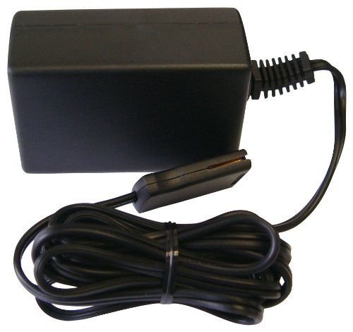 Scalextric P9401 Mehrzweck-Analogtransformator 15 V 1,2 A EU-Stecker. Leistung, Weiß Scalextric P9401 Mehrzweck-Analogtransformator 15 V 1,2 A EU-Stecker. Leistung, Weiß von Scalextric